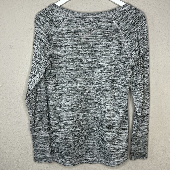 Athleta No Sweatin' It Sharkbite Long Sleeve Top Size Small - Picture 5 of 10
